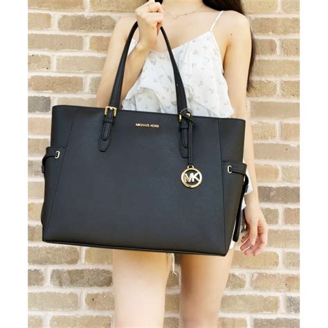 michael kors big classic tote zip|michael kors large travel tote.